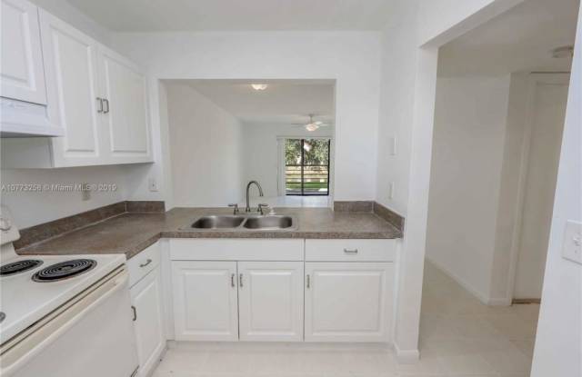 14923 SW 104th St # 2-204 Gallery 2