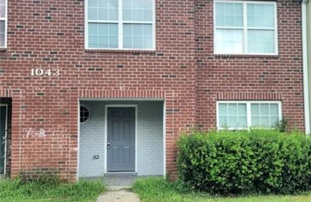 1043 Wheel House Lane photos photos
