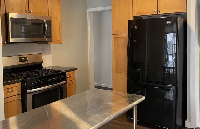 610 Parkside Drive photos photos