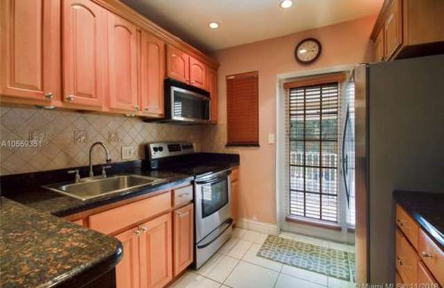 448 De Soto Drive Gallery 4