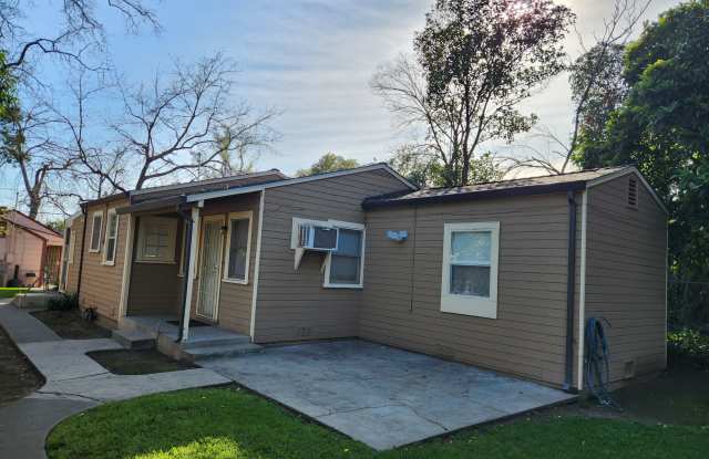 3258 1/2 6th Avenue photos photos