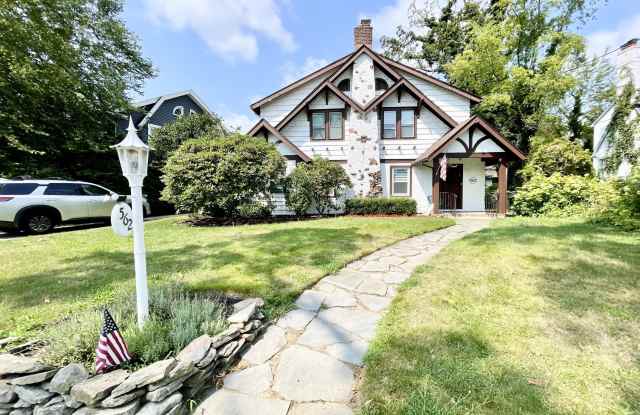 562 N Edgemere Drive - 562 North Edgemere Drive, Monmouth County, NJ 07711