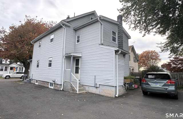 18 Virginia Avenue Gallery 4