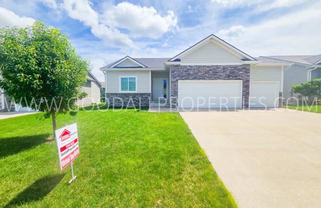 Summer Special! 4-Bedroom Ranch Home with Finished Basement & 3-Car Garage photos photos Summer Special! 4-Bedroom Ranch Home with Finished Basement & 3-Car Garage photos photos
