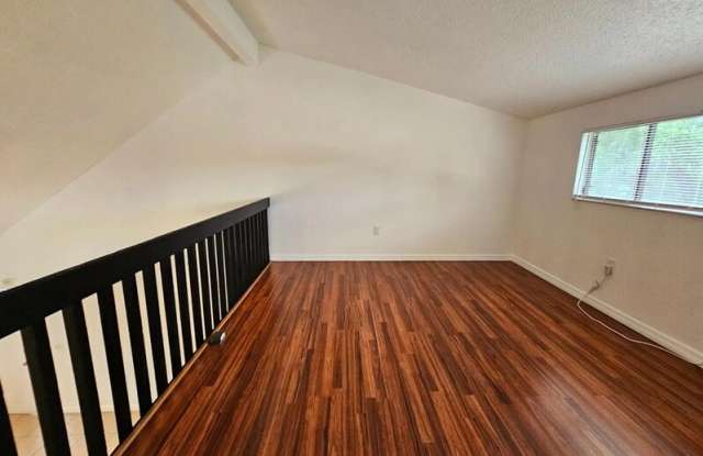 2154 Bradford St Apt 226 Gallery 4