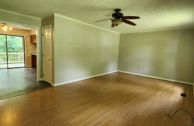 214 Ridgewood Rd. Gallery 2