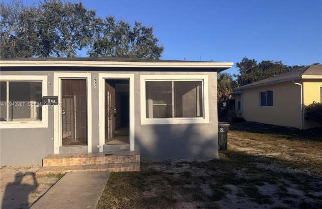 432 NW 17th Ave - 432 Northwest 17th Avenue, Fort Lauderdale, FL 33311