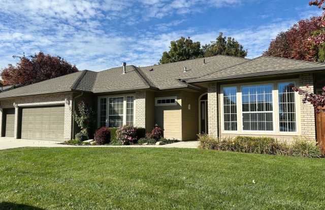 Single Level Home in a Prime Boise Location - 8470 West Donnybrook Drive, Boise, ID 83709