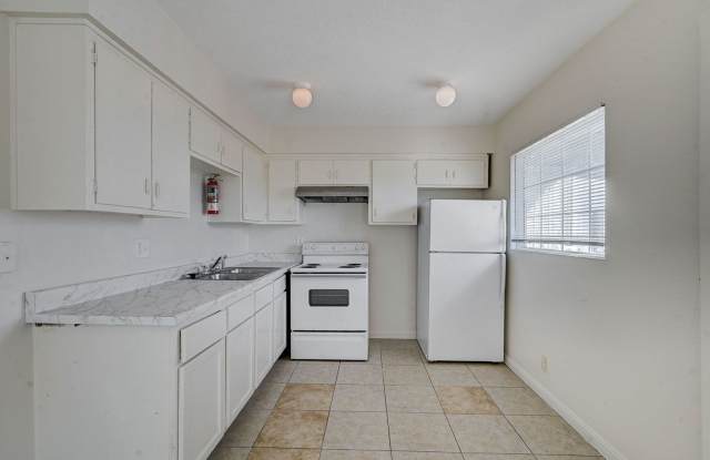 Bright & Spacious 2-Bedroom in the Heart of Las Vegas! photos photos Bright & Spacious 2-Bedroom in the Heart of Las Vegas! photos photos