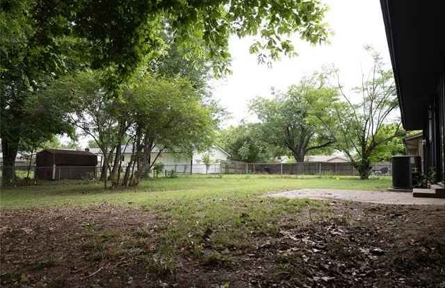 909 W El Paso Place Gallery 2