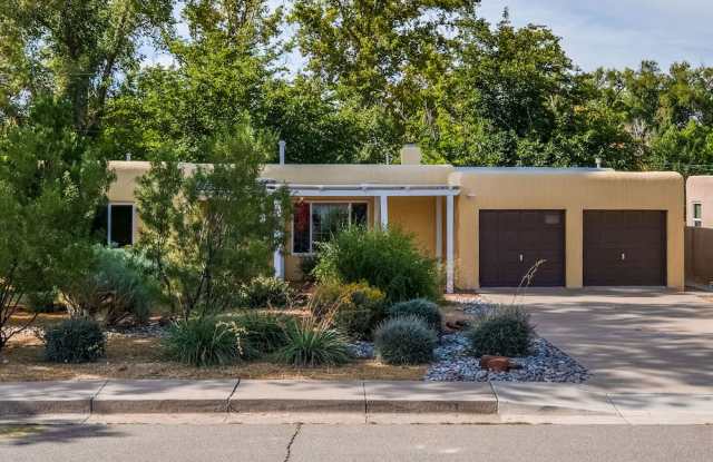 3812 Calle Del Monte NE photos photos