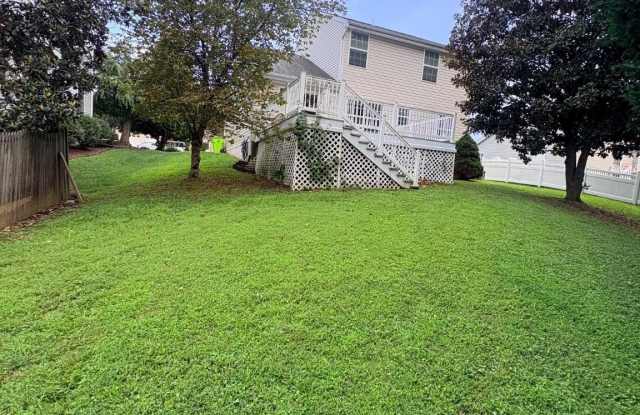 1412 E BANAVIE Gallery 3