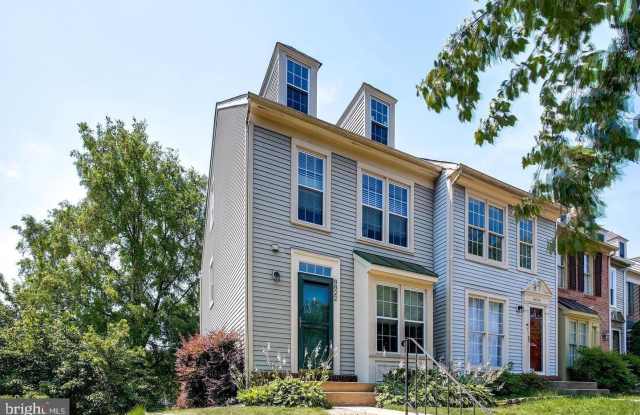 8822 BIRCHWOOD Way - 8822 Birchwood Way, Savage, MD 20794
