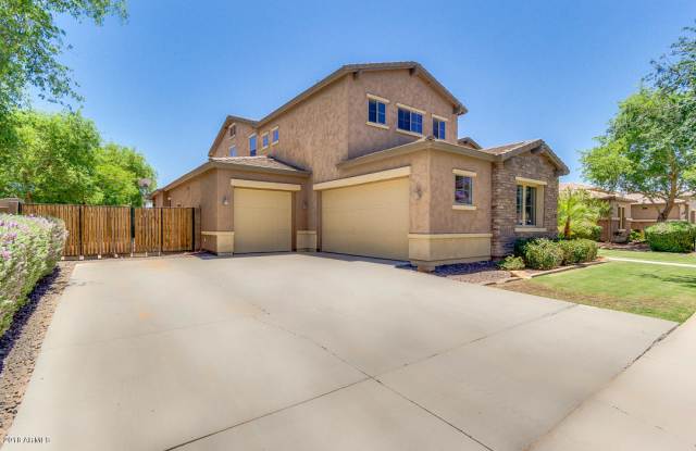 18723 E Druids Glen Rd Gallery 2