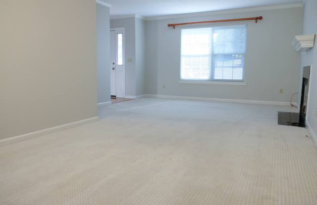 226 Brattlesboro Pl Gallery 4
