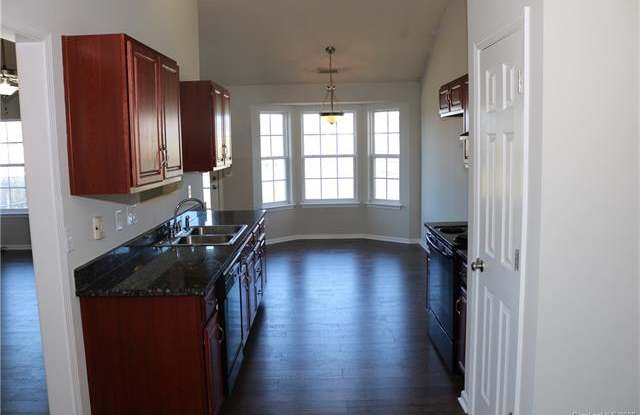 229 Glencroft Drive Gallery 3