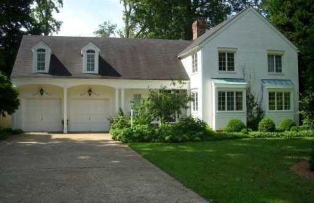 925 Windsor Road photos photos