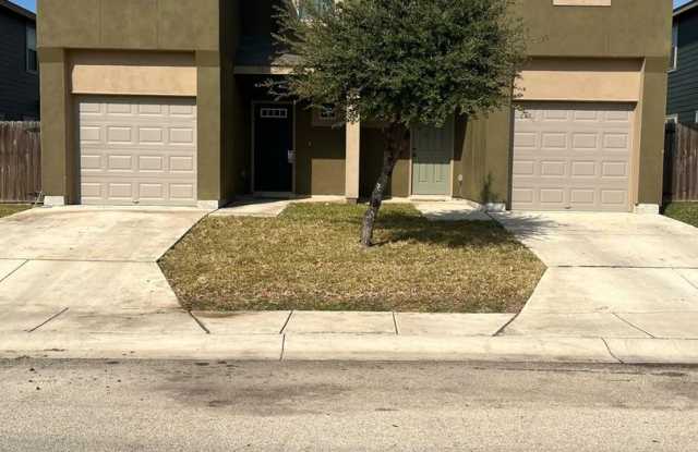 6635 Mia Way #101, San Antonio, TX. 78233 photos photos