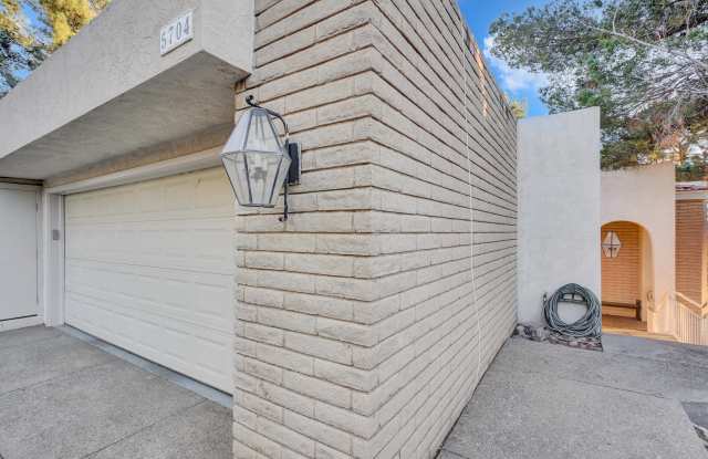 5704 Mira Grande Drive Gallery 2
