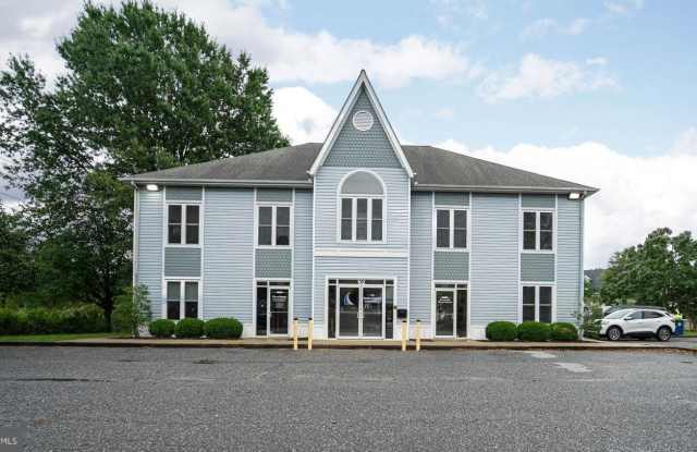 102 SAINT CLAIRE PL photos photos
