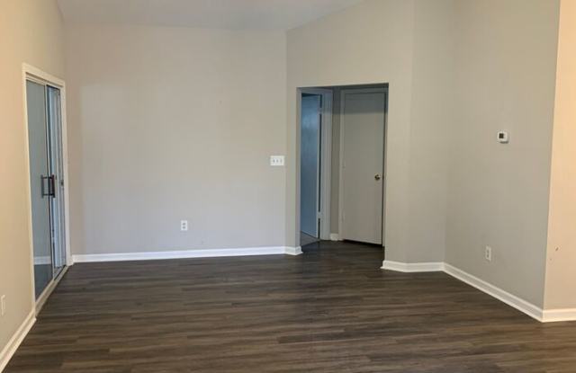 5012 Windcrest Way Gallery 2