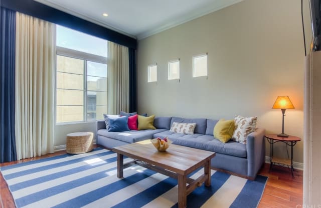 5831 Seawalk Drive - 5831 Seawalk Dr, Los Angeles, CA 90094