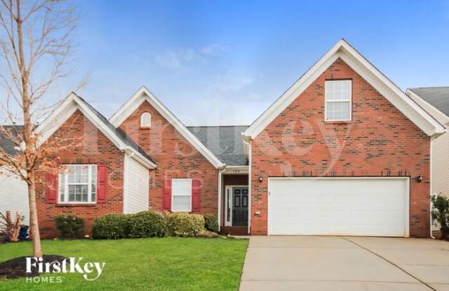 109 Planters Drive - 109 Planters Drive, Statesville, NC 28677