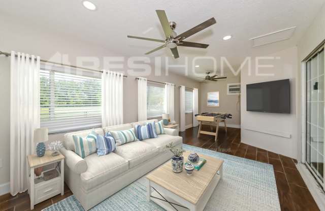 6405 64th Drive East Gallery 3