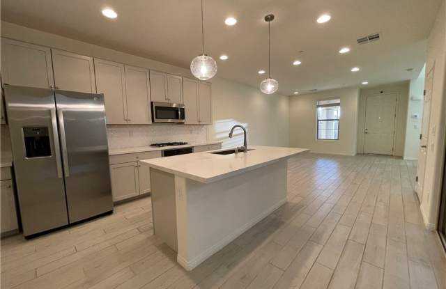 11751 Emerald Lake Avenue photos photos