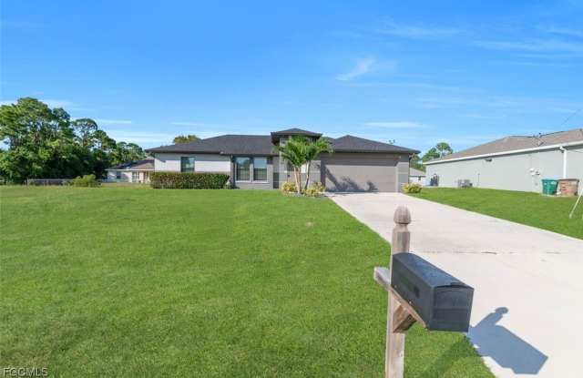 919 NE 35th Lane photos photos