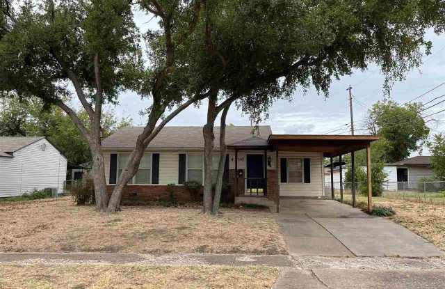 4300 MCCUTCHEN AVENUE photos photos