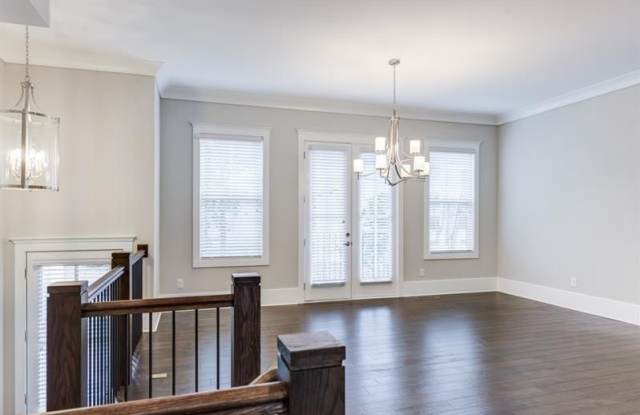 4304 Walsh Drive Gallery 4