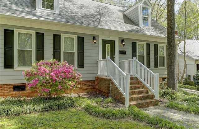 819 Lochridge Road Gallery 3