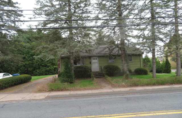 Two Bedroom Single-Family in Manchester Gallery 1