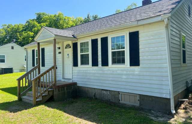 3 Bedroom House Near Shopping and Parks - Also FOR SALE photos photos