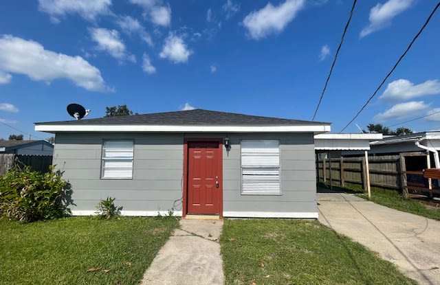 1121 Maxine St. photos photos
