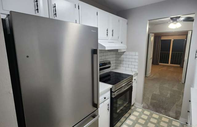 1675 Cedarwood Dr Gallery 2