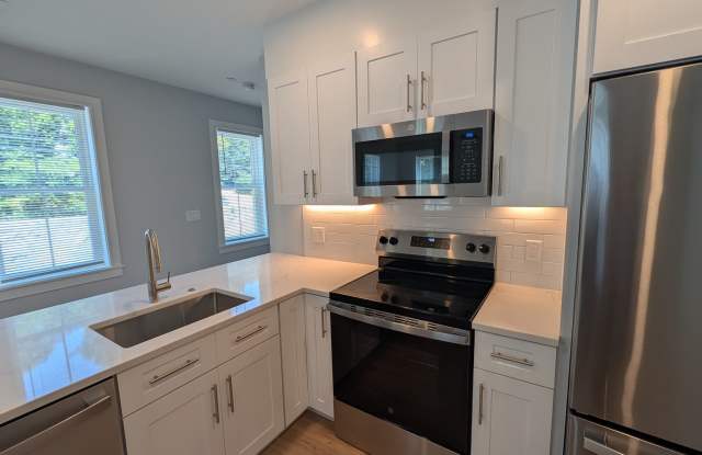 Brand New, Spacious 4-bed, 3-bath in Brighton photos photos