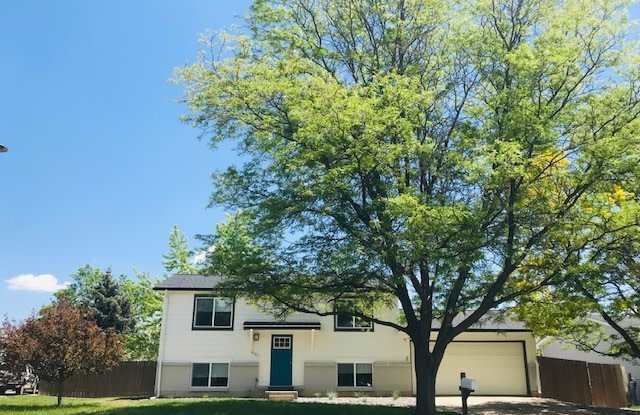 Completely Remodeled Bi-Level W/ Large Yard - 10742 North Parfet Street, Westminster, CO 80021