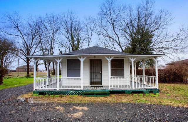 5821 Roundtop Drive Gallery 1