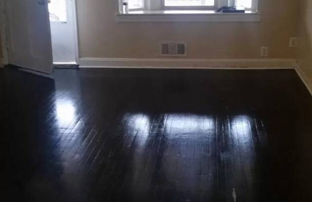 811 N Marlyn Ave - 811 North Marlyn Avenue, Essex, MD 21221
