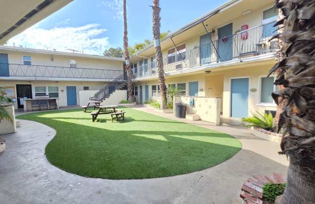 2021 W Olive Ave photos photos