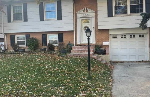 16508 Brockton Lane - 16508 Brockton Lane, Oak Forest, IL 60452