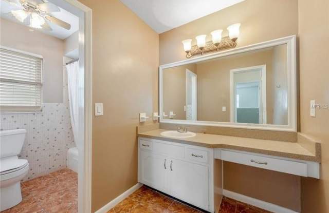 3343 Ellwood Court Gallery 2