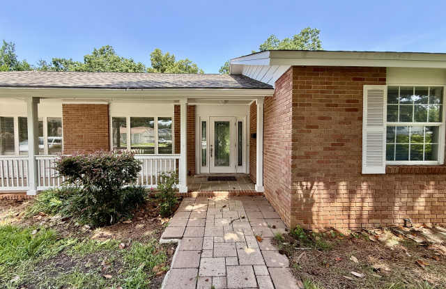 204 Nandina Rd photos photos