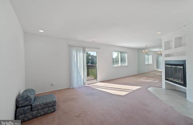 48 BUTTONWOOD RD - 48 Buttonwood Rd, Echelon, NJ 08043