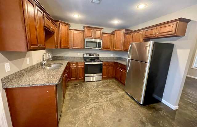 3 Bedroom / 2 Bath In Pocahontas Available Now! Gallery 3
