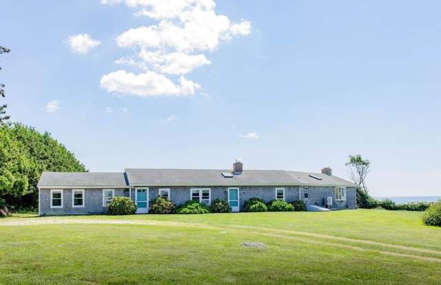 31 Beach Drive Gallery 2