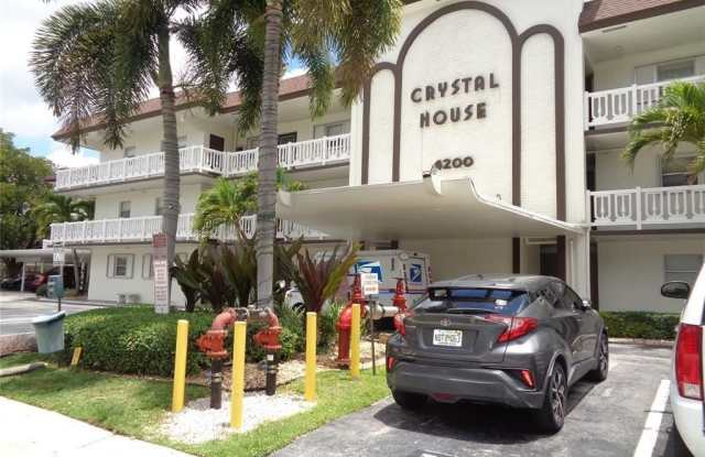 4200 Crystal Lake Dr - 4200 Crystal Lake Drive, Deerfield Beach, FL 33064