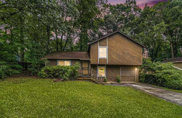 3 Bedroom 2 Bath Home with Den and Screened Porch photos photos